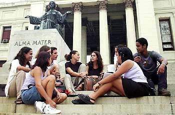 Cuban universities will improve their internet access