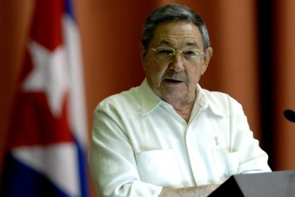 Cuban President calls on the people to prevent Zika