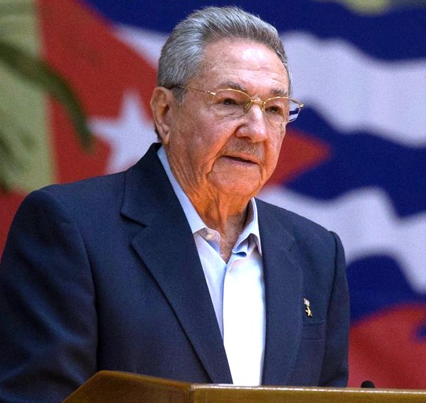 Raul Reaffirms Socialist Nature of the Cuban Revolution