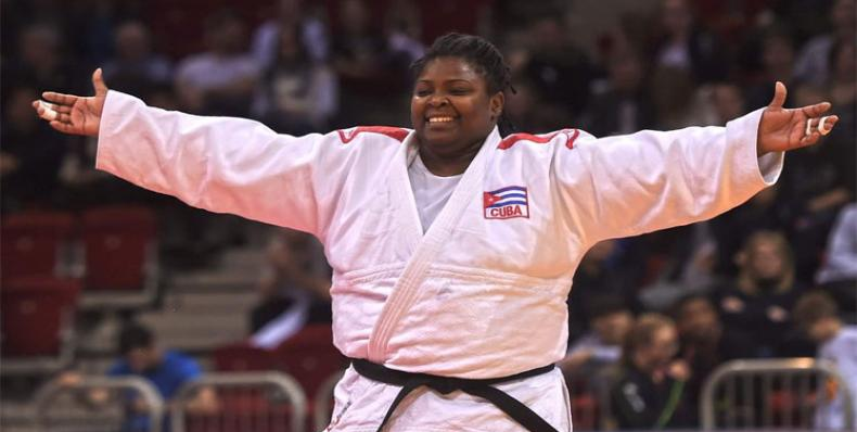 Cuban Idalys Ortiz fell today to Japan's Akira Sone in the discussion of Olympic gold
