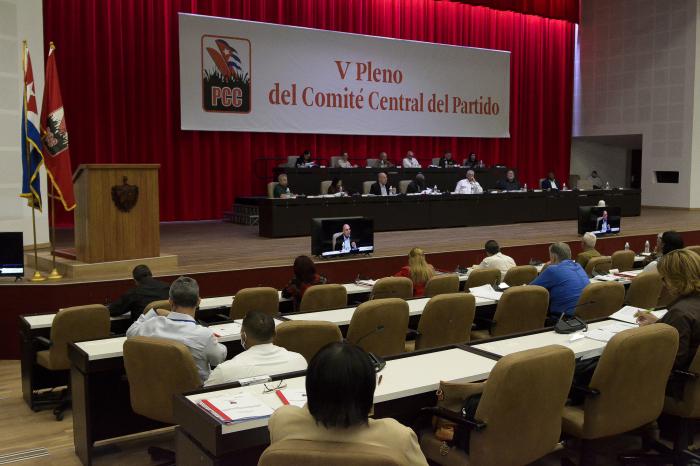 Plenary Session of the Party’s Central Committee will prioritize debates on the country’s economic situation